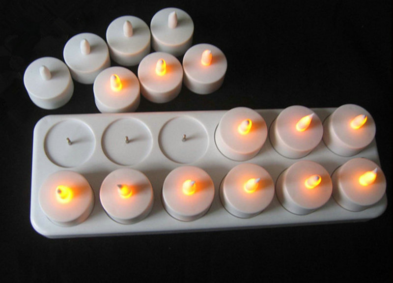 Holiday Candle Set - Набор из 12 перезаряжаемых светодиодных свечей